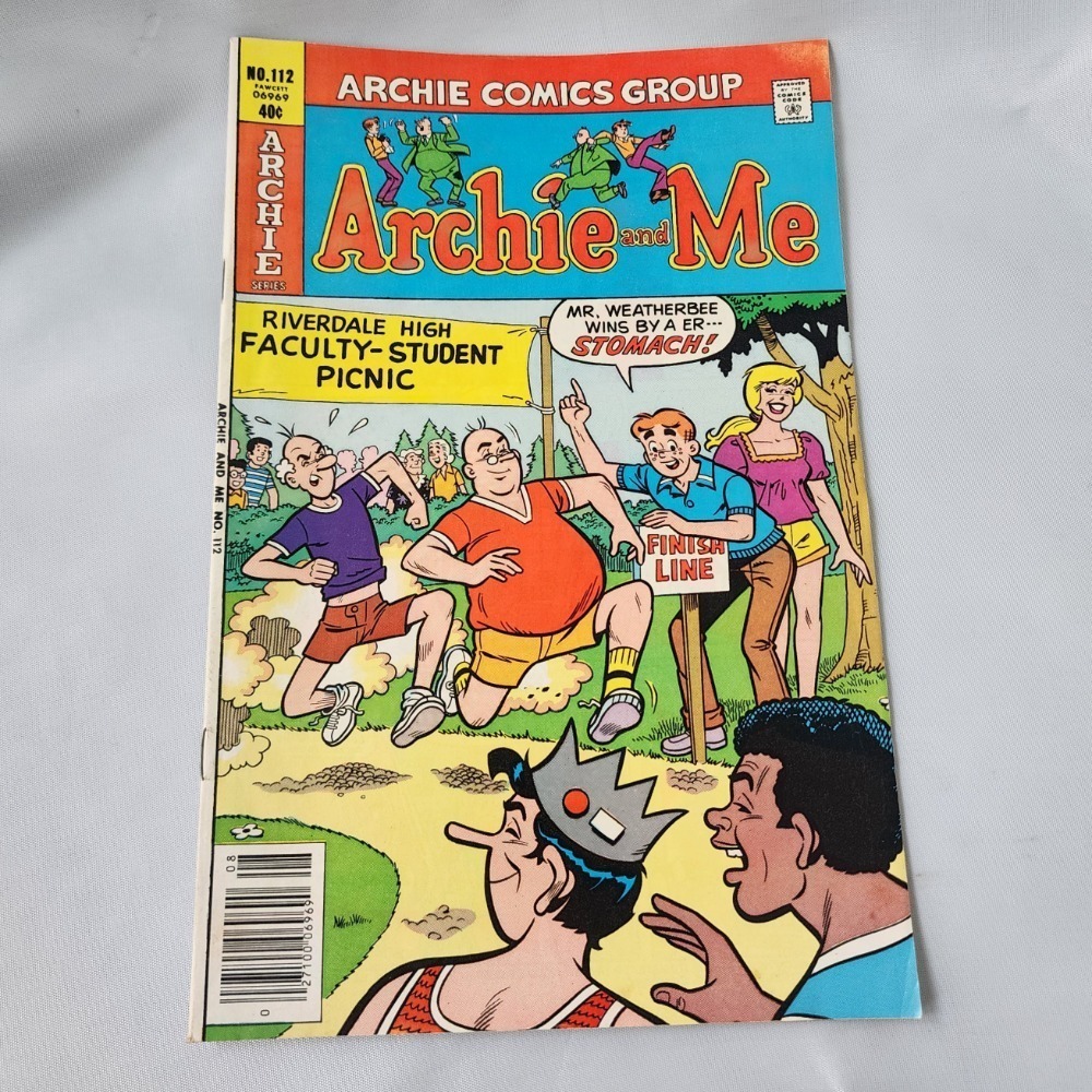Archie Comics Archie and Me No. 112 Riverdale High Faculty-Student Picnic Bronze